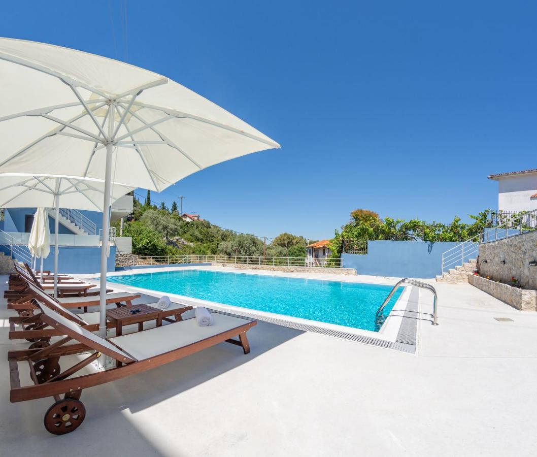 Alexa'S & Elli'S Studios Swimming Pool Nikiana Exterior photo